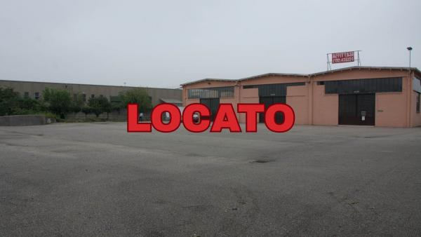 Arluno - Via Santa Caterina 23 - 2200mq