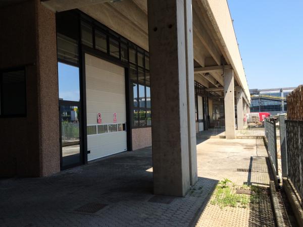 Assago Zona Milano Sud Ovest - Via Idiomi 1/44 - 520mq